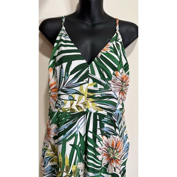 Fashion Nova Women's Tropical Floral Slit Leg Sleeveless V-Neck Size M J… - Picture 8 of 14